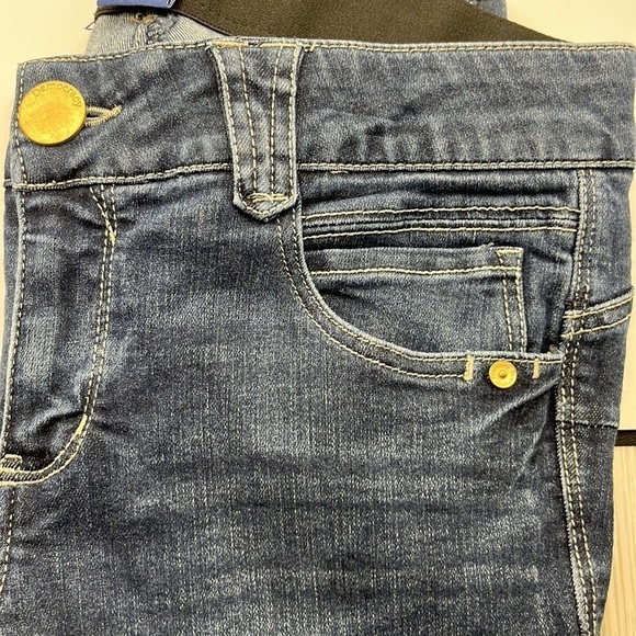 Democracy Ab Solution Size 6 - Picture 14 of 16